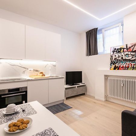 Luxury Apartment - A Due Passi Dal Centro Di Milano Εξωτερικό φωτογραφία