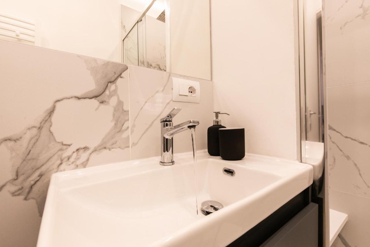 Luxury Apartment - A Due Passi Dal Centro Di Milano Εξωτερικό φωτογραφία